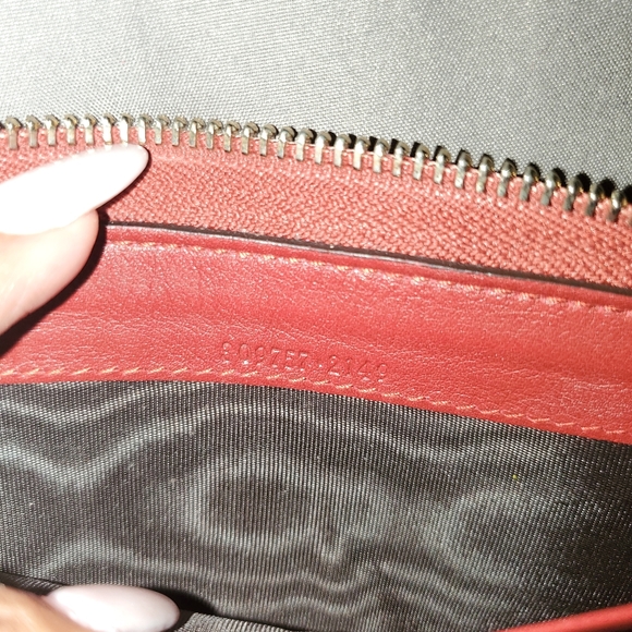 Micro Gg Pattern Patent Wallet - Picture 7 of 9